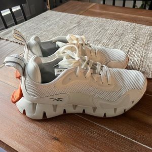 Reebok Zig Dynamica womens 10